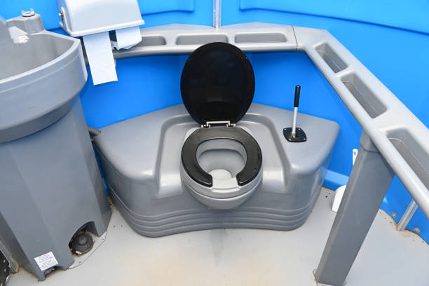 Best Porta potty delivery and setup  in Toast, NC